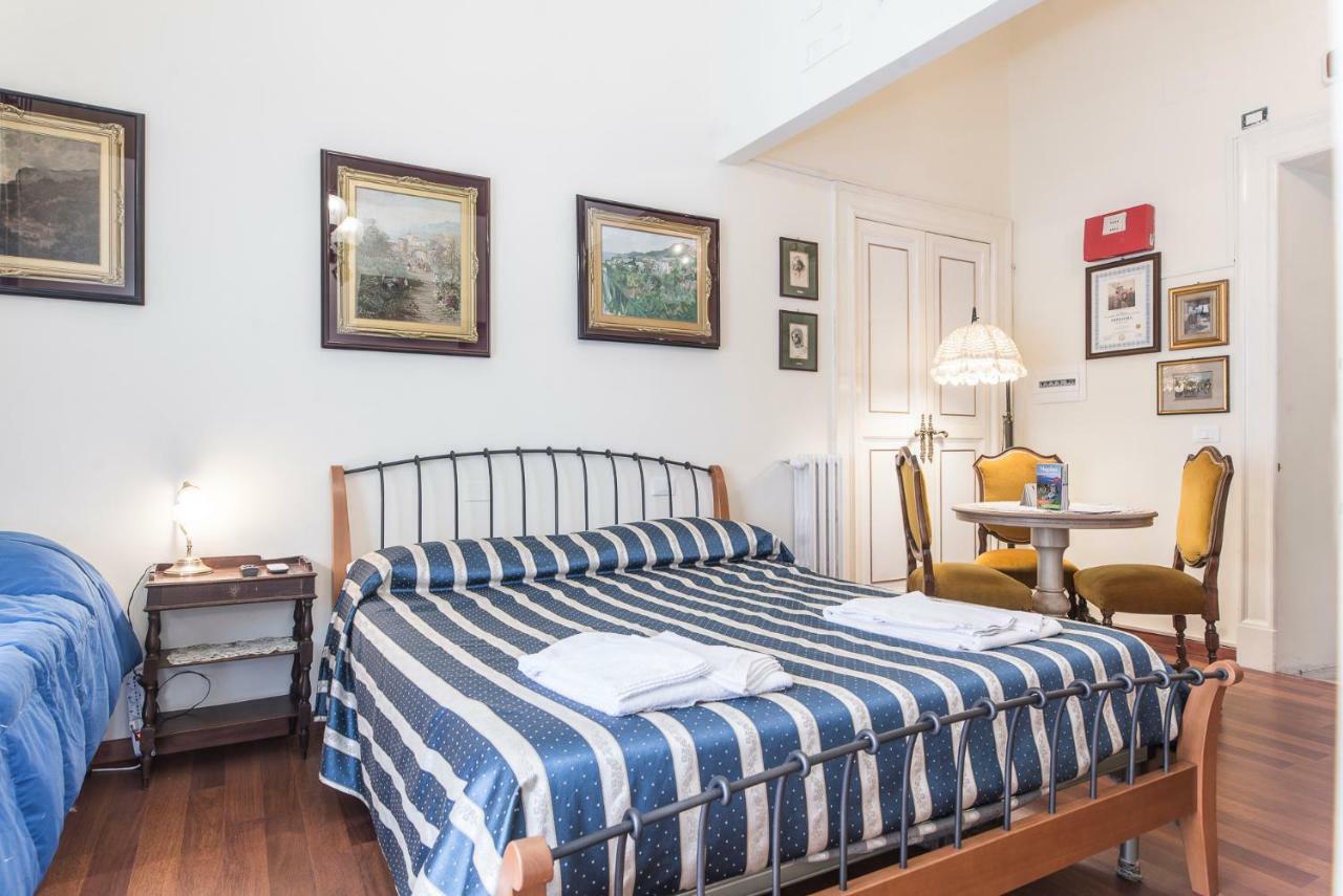 B&B Graziani Relais Napels Buitenkant foto