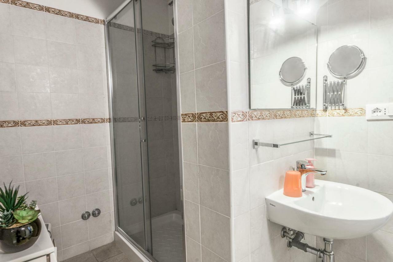 B&B Graziani Relais Napels Buitenkant foto